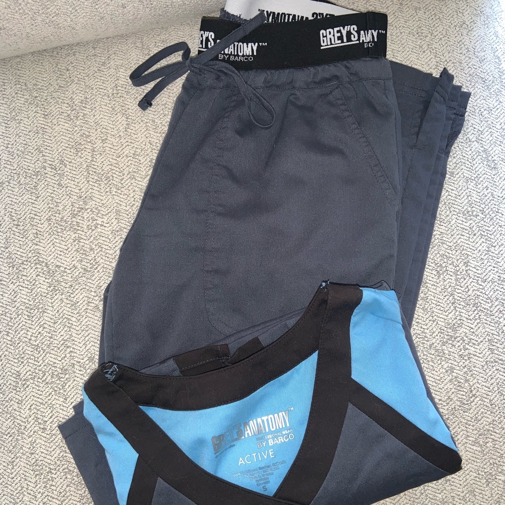 Grey’s Anatomy scrub set